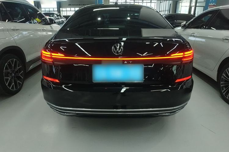 Used Volkswagen Passat 2025 Premium Version 380TSI Dragon Edition