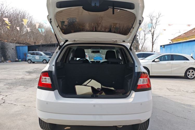 Used Skoda Fabia 2017 1.4L Automatic Car Enjoy Edition