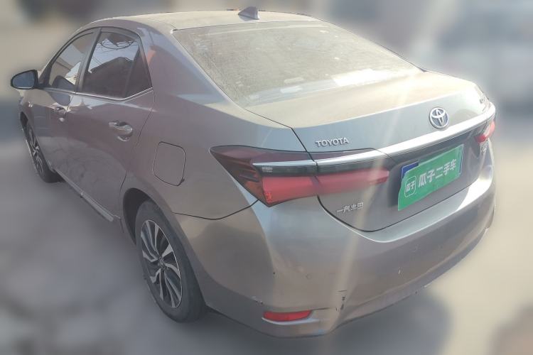 Used Toyota Corolla 2017 Revised Dual-Engine 1.8L E-CVT Elite Edition
