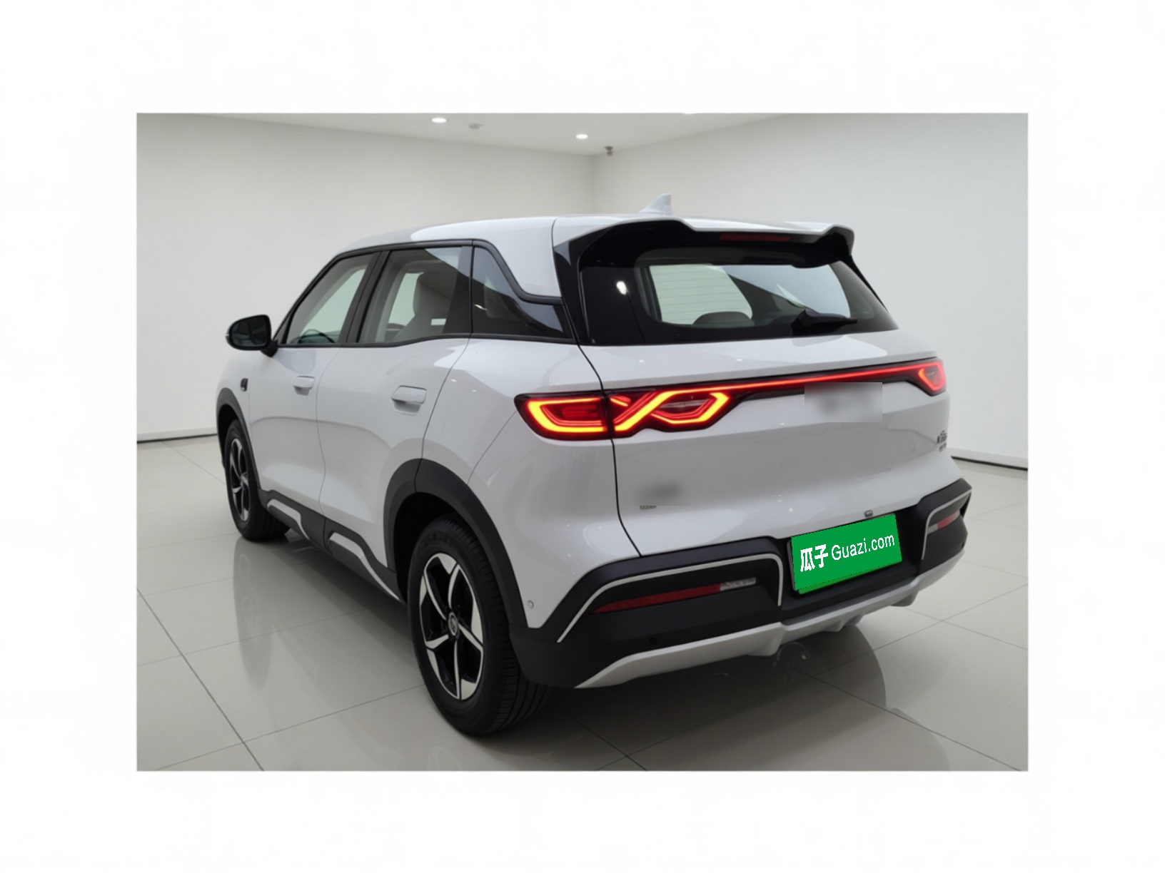 BYD Yuan UP 2025 Intelligent Driving Version 401 km Leading Edition — снимка 4