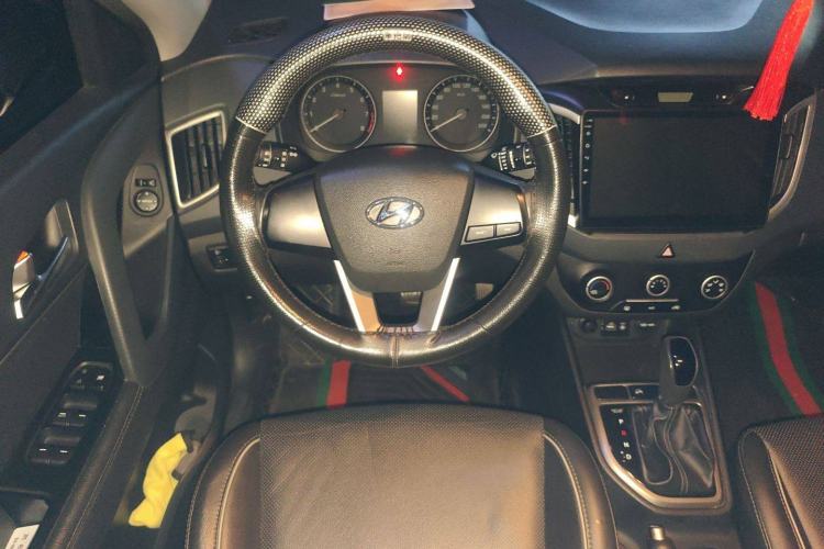 Used Hyundai ix25 2015 1.6L Automatic Two-Wheel Drive Smart GLS Trim
