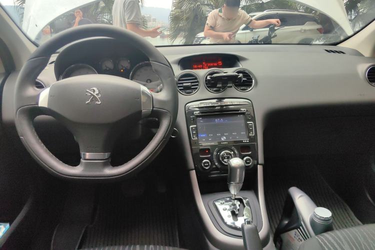 Used Peugeot 408 2013 2.0L Automatic Luxury Edition
