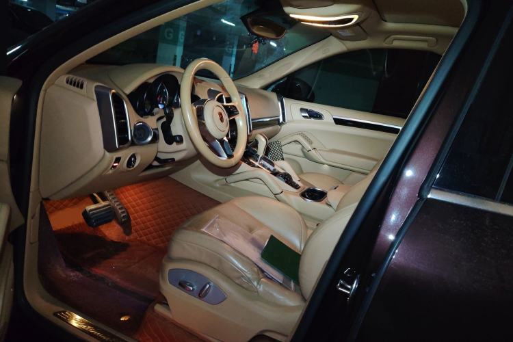 Used Porsche Cayenne 2016 Cayenne Platinum Edition 3.0T