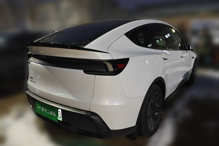 Used Tesla Model Y L 2025 Model Long-Range All-Wheel-Drive Version