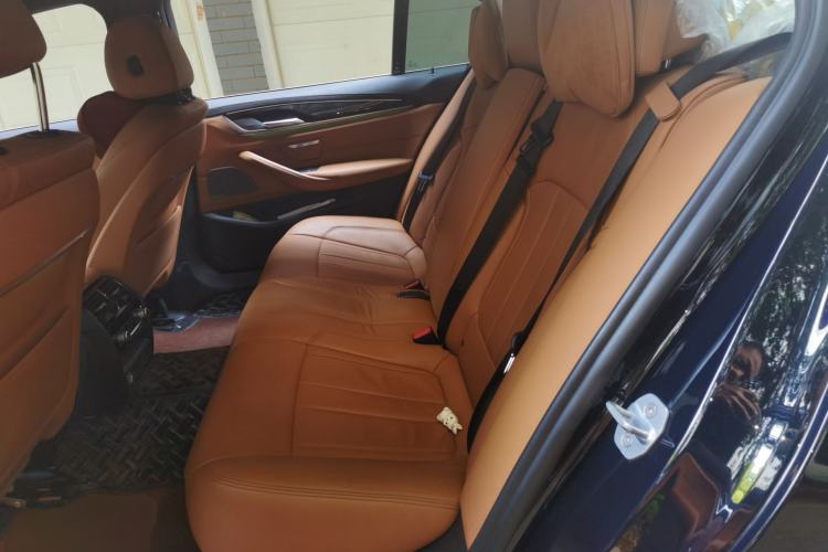 Used BMW 5 Series 2020 530Li Luxury Edition M Sport Package Left Rear Seat