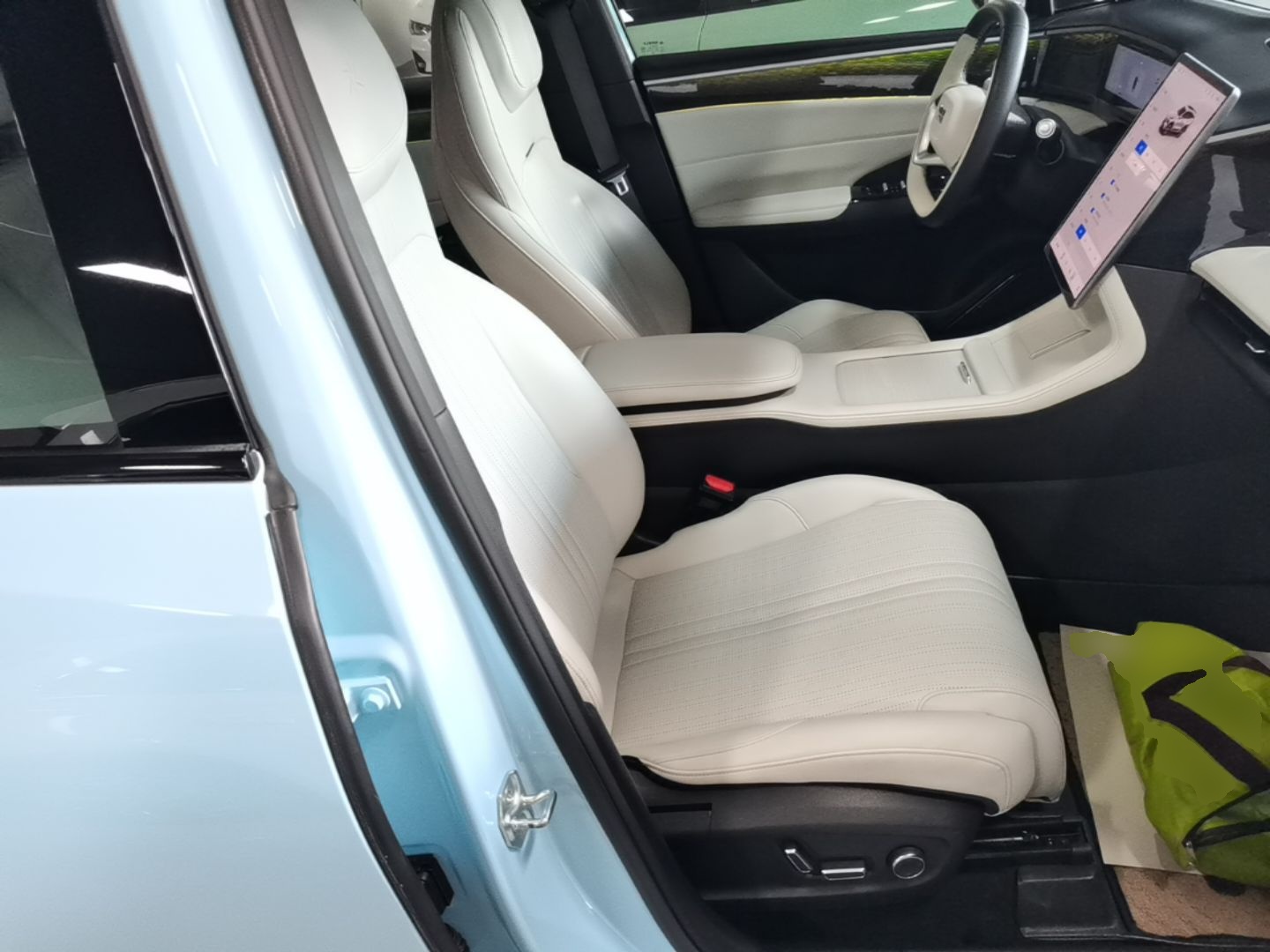 Geely Galaxy L7 2023 1.5T 115 km Starship — снимка 19