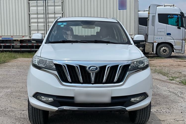 Used Foday Landfort 2017 2.0T Gasoline Manual Two-Wheel Drive Flagship Version 7 Seats