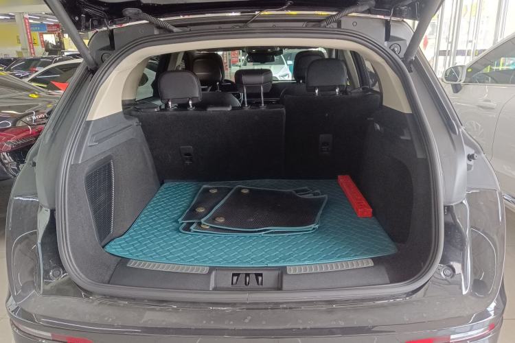 Used Lincoln Corsair 2023 2.0T Two-Wheel Drive Luxury Edition Trunk