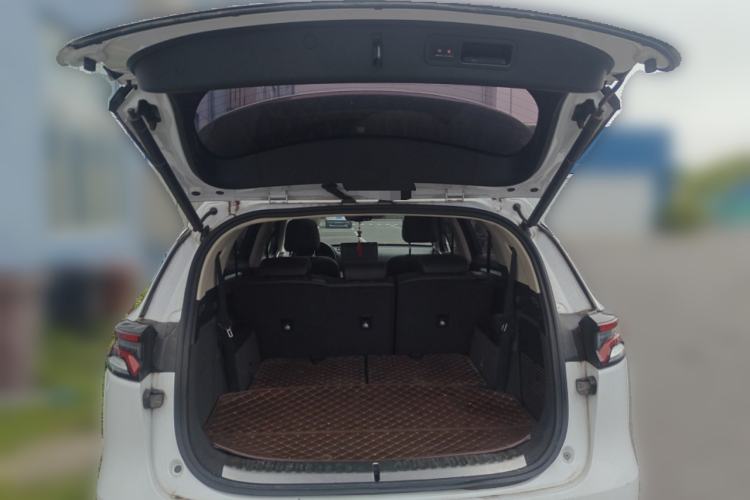 Used BYD Tang 2019 2.0T Automatic SmartConnect Luxury 7-Seater China VI Standard Trunk