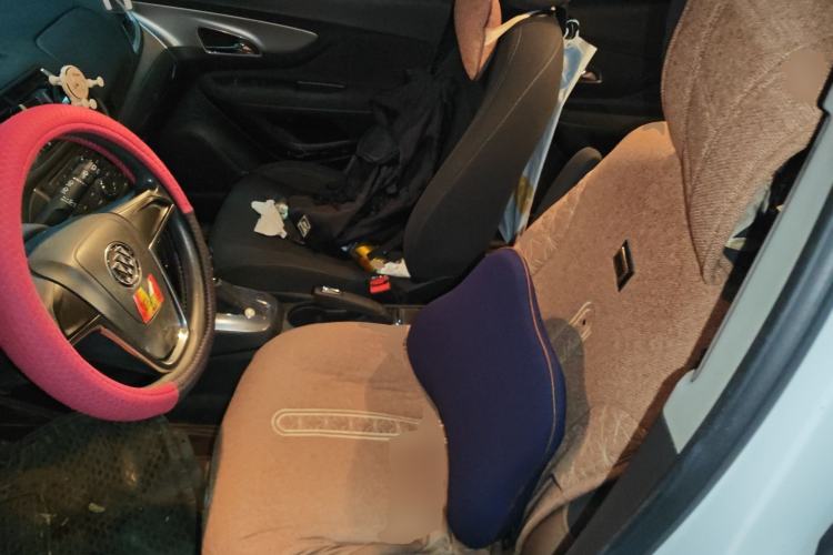 Used Buick Encore 2014 1.4T Automatic Two-Wheel Drive Urban Elite Model Left Front Seat