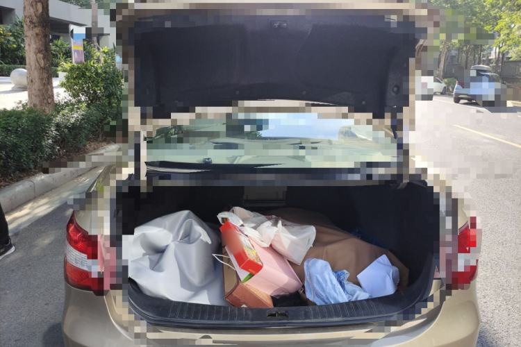 Used Dongfeng Aeolus A60 2014 1.6L Manual Luxury Model