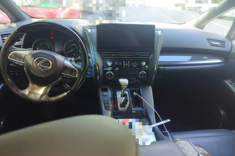 Used Lexus LM 2020 300h Seven-Seat Elegant Edition
