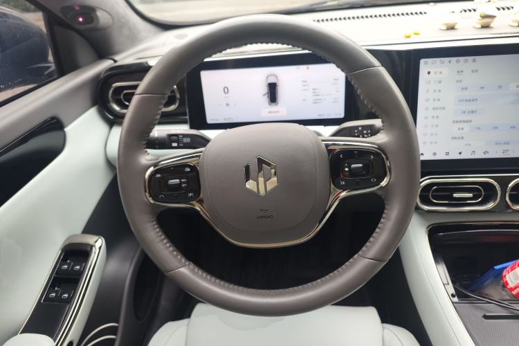 Used Leapmotor C01 2022 Rear-Drive Long-Range Version Steering Wheel