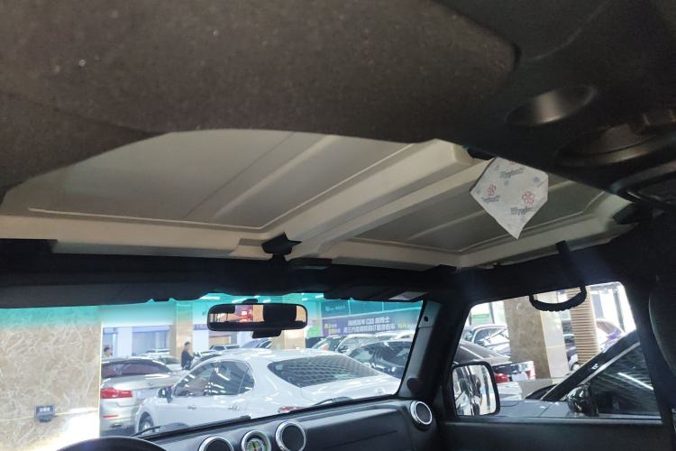 Used BAIC Off-Road BJ40 2016 40L 2.3T Automatic All-Wheel Drive Premium Edition Headliner