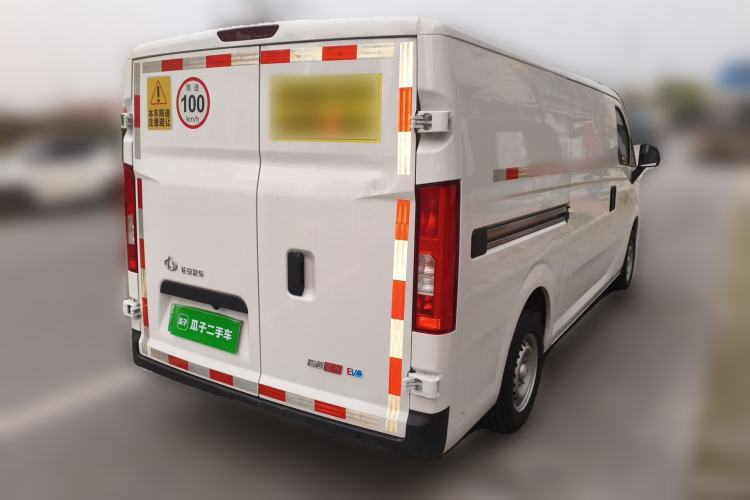 Used CHANGAN KUAYUE Starlight EV 2025 Model 3-Passenger Van, 350 km, Luxury Edition Rear Right 45 Deg