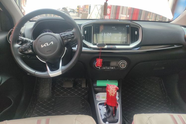 Used Kia kx1 Stonic 2021 1.4L CVT Sunroof Model