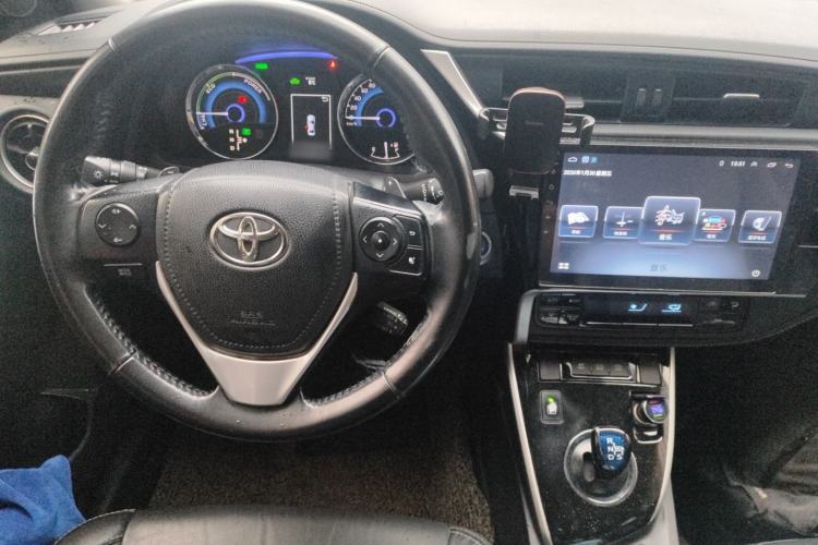 Used Toyota Corolla 2018 Dual-Engine 1.8L E-CVT Smart Edition