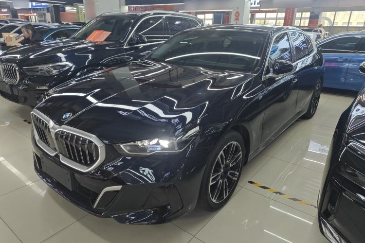 Used BMW 5 Series 2024 530Li Leading Model M Sport Package