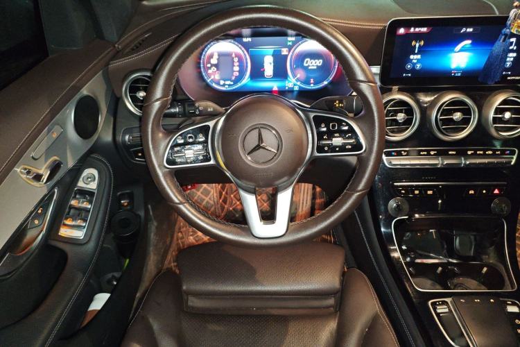 Used Mercedes-Benz GLC 2020 Facelifted GLC 260 L 4MATIC Dynamic Edition
