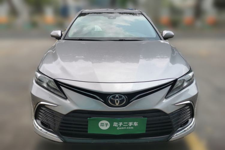 Used Toyota Camry 2021 2.0G Luxury Edition
