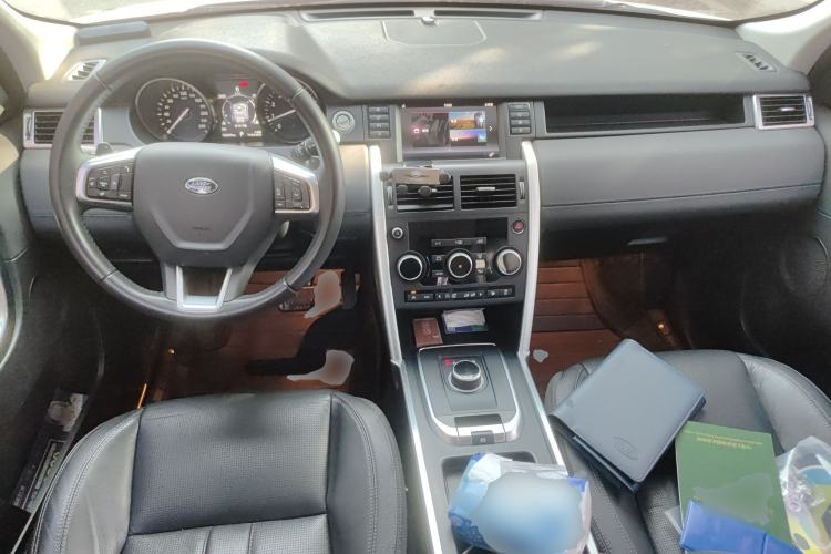 Used Land Rover Discovery Sport 2017 2.0T SE
