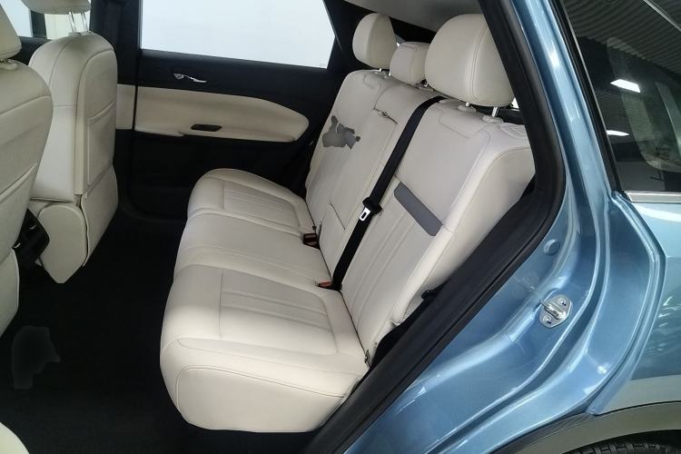 Used Venucia VX6 2023 520 Max
