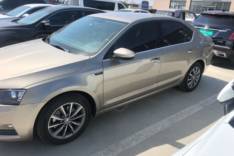 Used Skoda Octavia 2018 TSI230 DSG Comfort Edition
