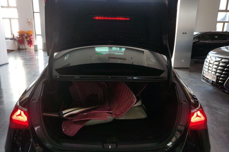 Used Mercedes-Benz E-Class 2024 E 300 L Stylish Model