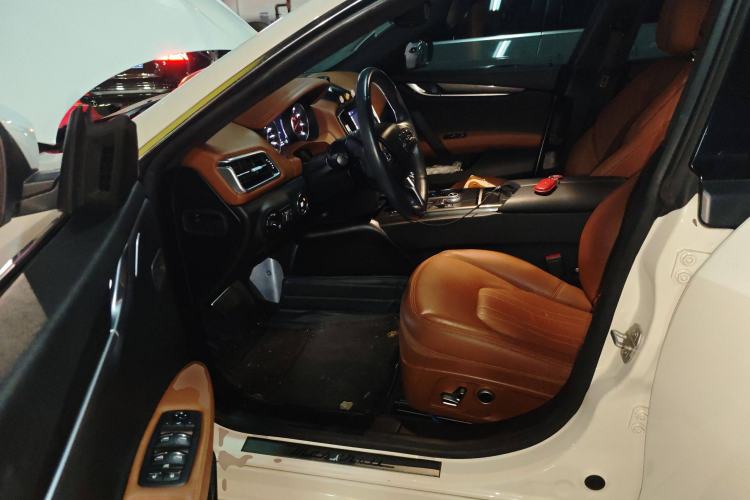 Used Maserati Ghibli 2021 2.0T Sharp Edition