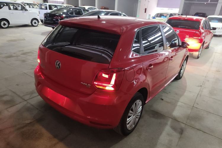 Used Volkswagen Polo 2016 1.6L Automatic Comfort Model
