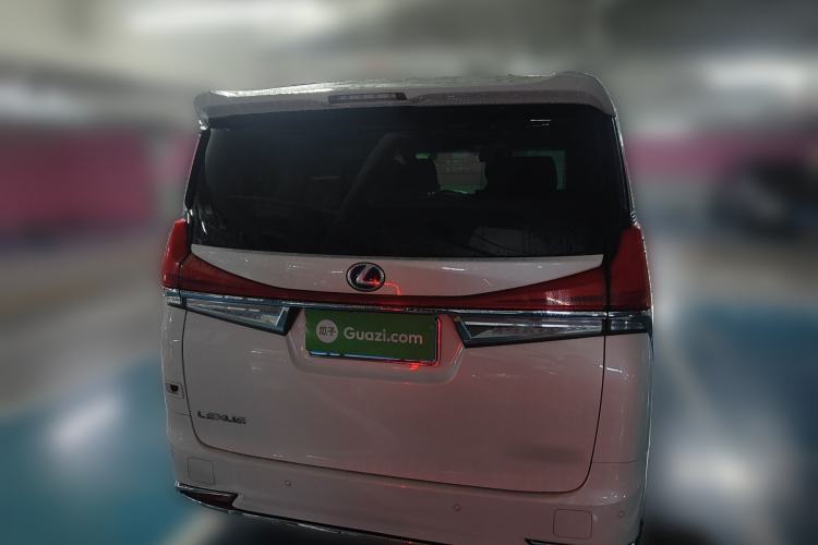 Used Lexus LM 2020 300h Seven-Seat Elegant Edition Rear