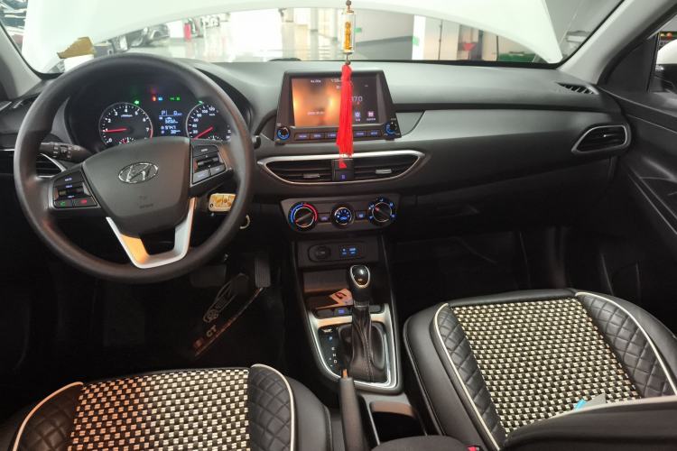 Used Hyundai Celesta 2017 1.6L Automatic Enjoyment Version GLS