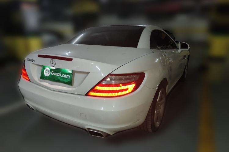 Used Mercedes-Benz SLK-Class 2011 SLK 200 Fashion Model