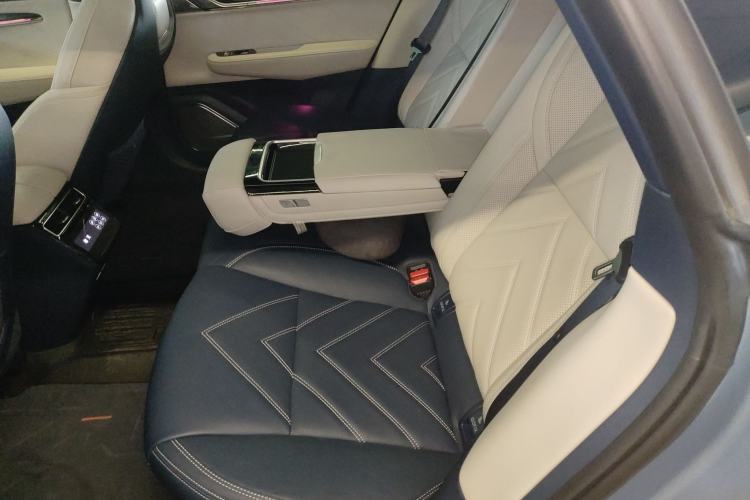 Used Zeekr 001 2023 WE Edition 100 kWh