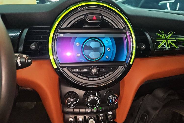 Used MINI MINI 2021 1.5T COOPER Classic Edition