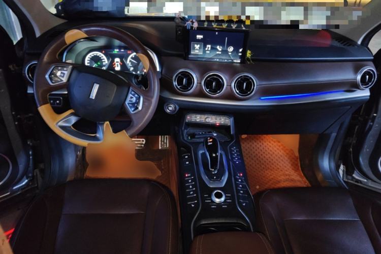 Used Wey VV6 2018 2.0T Four-Wheel Drive Flagship Version China V Standard Center Console