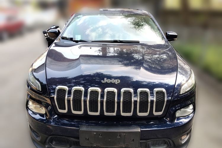 Used Jeep Cherokee 2016 2.0L Superior Edition Front