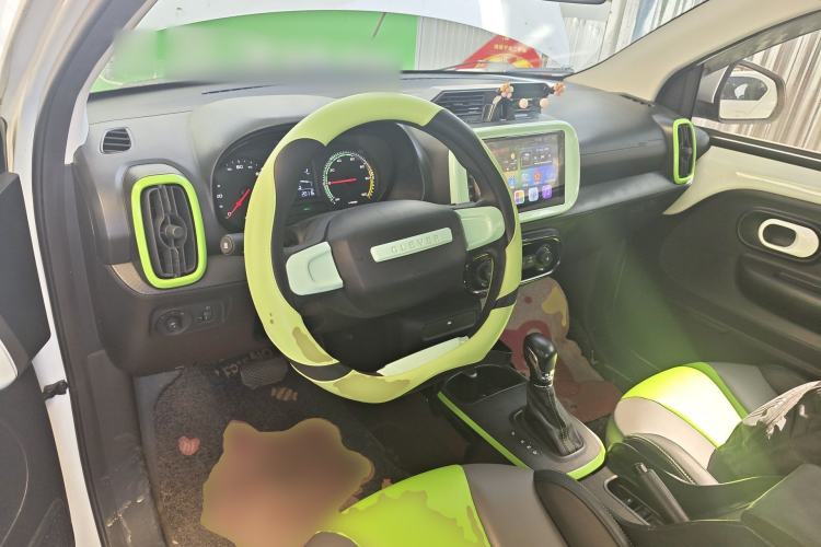 Used Roewe Clever 2021 302 km New Four-Seater Super-Efficient Version