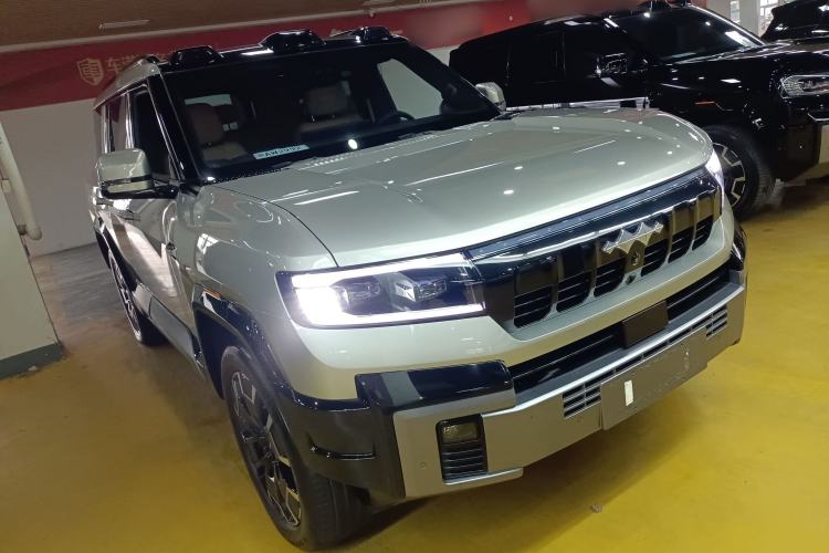 Used Formula Leopard 8 2025 Smart & Brave Flagship Edition 7 Seats
