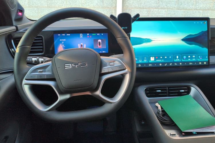 Used BYD Sealion 06 New Energy 2025 Model EV 605 Navigation Pro Edition Steering Wheel