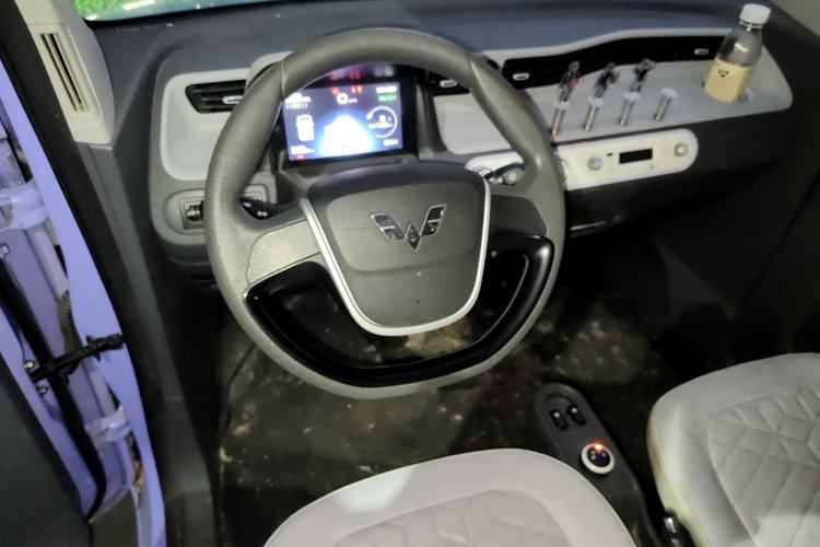 Used Wuling Hongguang MINIEV 2022 Macaron-Color Edition Lithium Iron Phosphate Steering Wheel