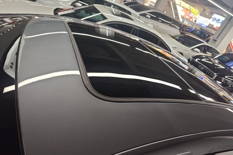 Used BYD Han 2020 EV Long-Range Deluxe Model Roof