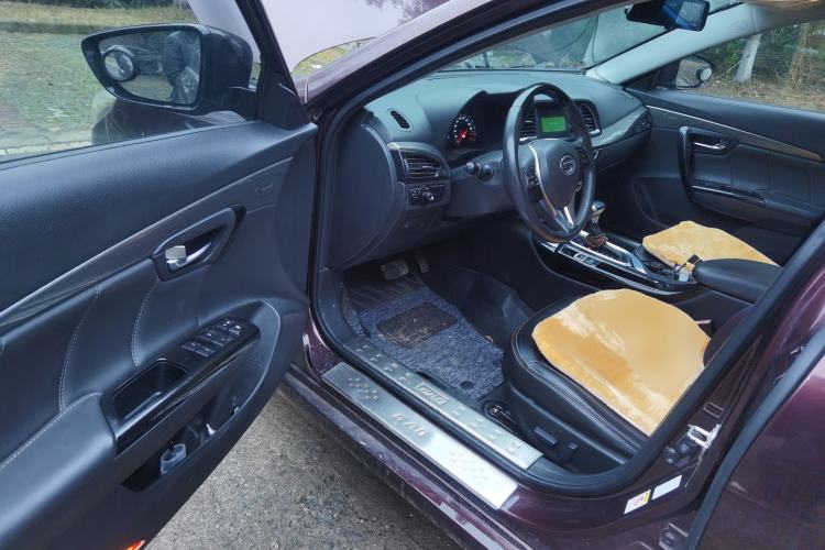 Used GAC Trumpchi GA6 2016 235T DCT Elite Edition Driver Seat