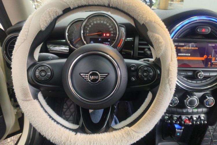 Used MINI 2018 1.5T COOPER Classic Edition