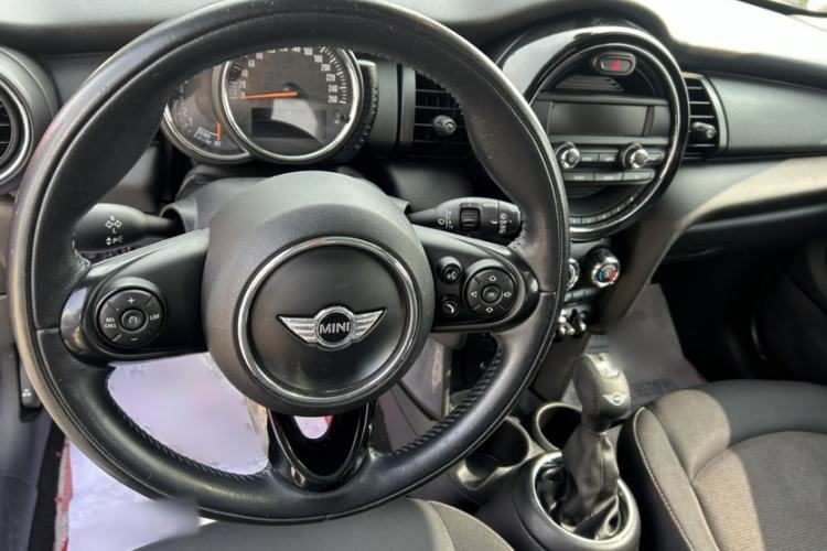 Used MINI 2016 1.2T ONE Pioneer Edition