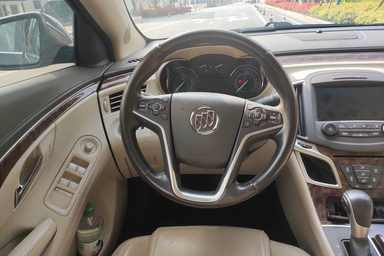 Used Buick LaCrosse 2013 2.4L SIDI Leading Comfort Version
