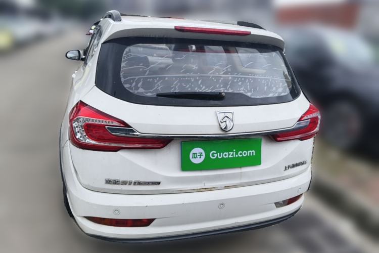 Used Baojun 310W 2017 1.5L Manual Fashion Model China V
