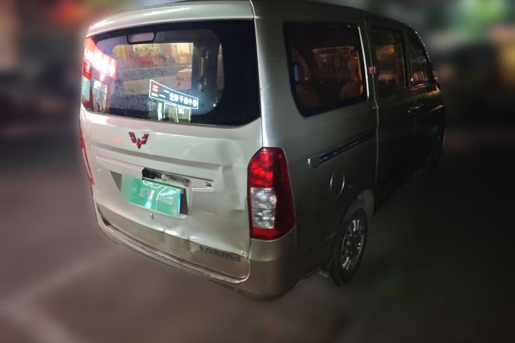 Used Wuling Rongguang V 2016 1.5L Standard Version