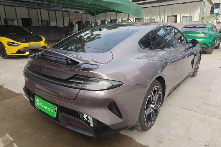 Used Xiaomi Auto SU7 2024 Rear-Drive Ultra-Long Range Advanced Pro-Level Intelligent Driving Version
