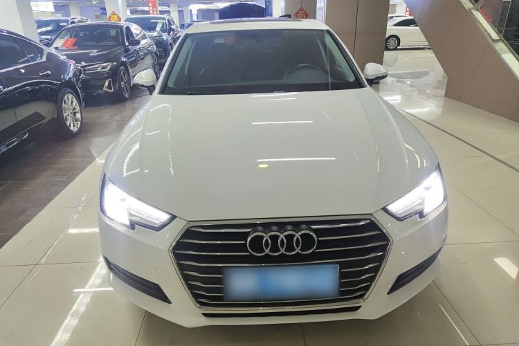 Used Audi A4L 2017 Plus 40 TFSI Ambition Model
